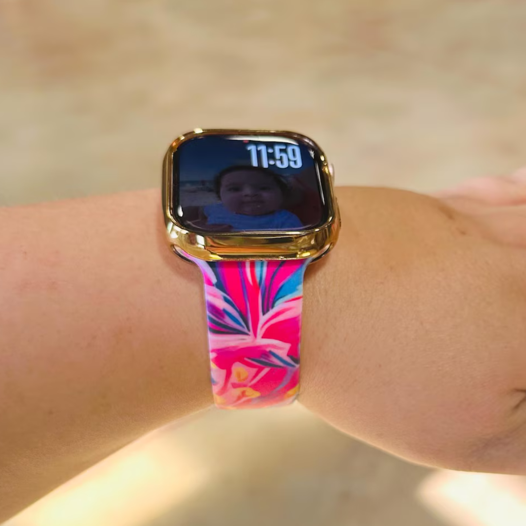 All Apple Watch bands bold & colorful by Paradise Curated. Inspired by Lilly Pulitzer prints. Small/Medium and Medium/Large sizes available. Fits Series 1–9 & SE.